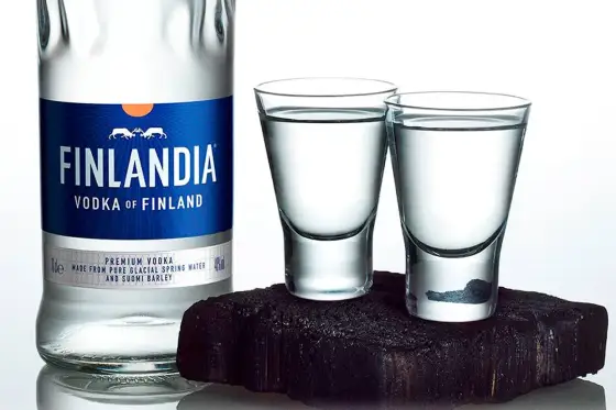 Finlandia 0,7l - czy to najlepszy wybór? Cena, smak, porady